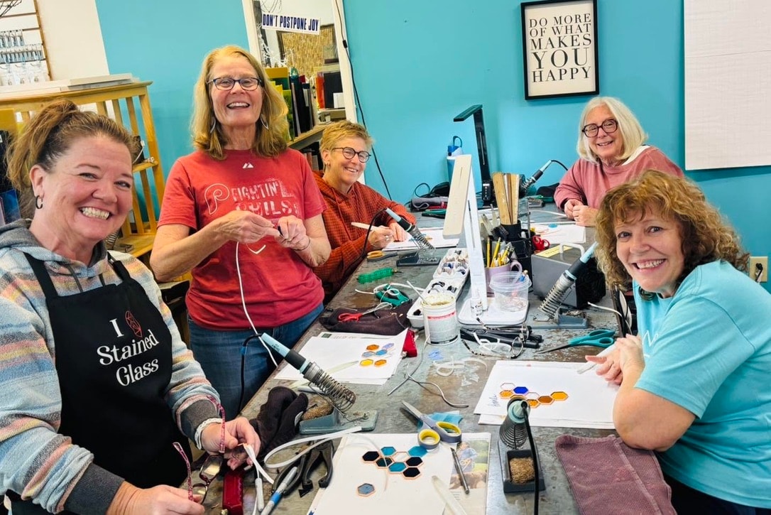 Stained glass class photo 4